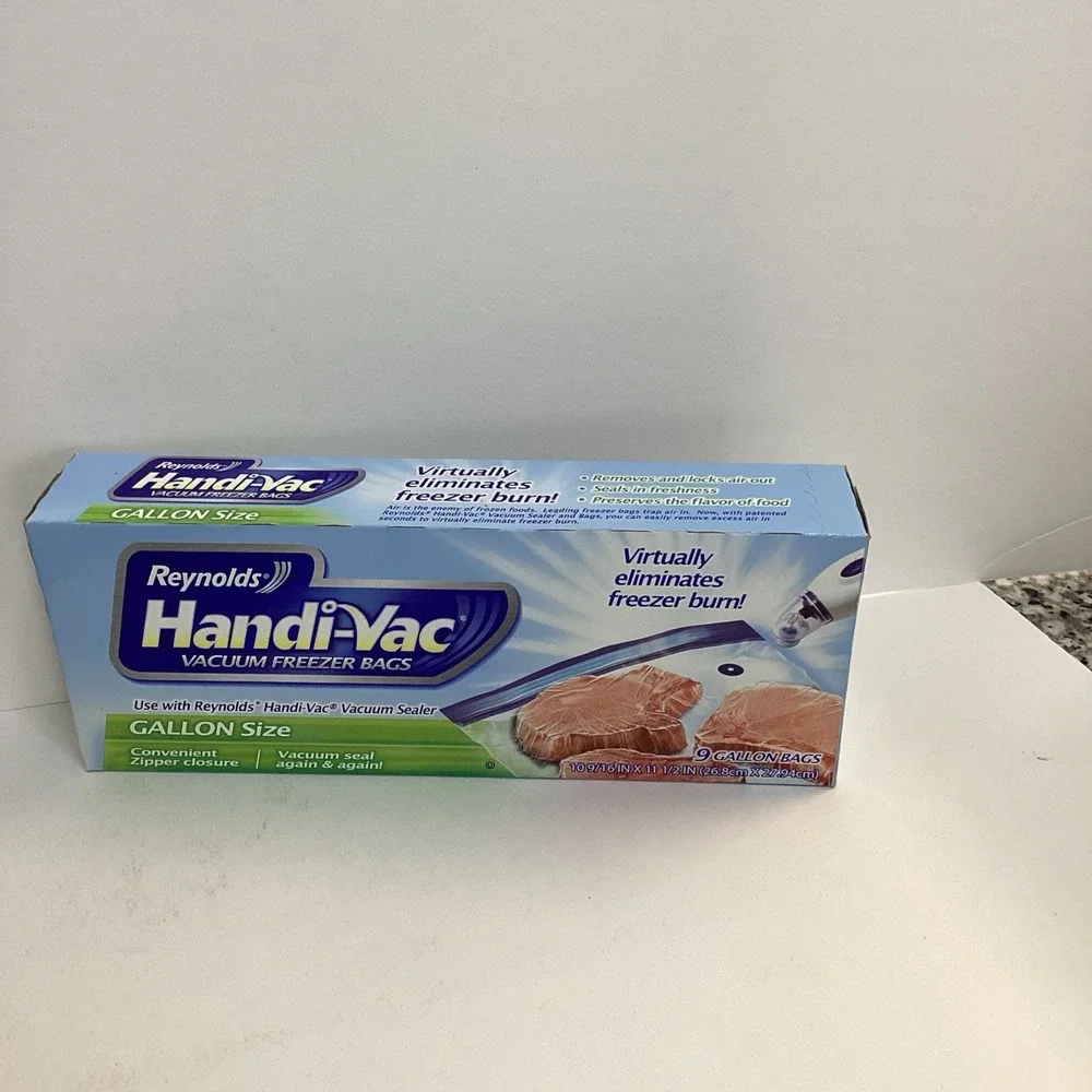Reynolds Handi-Vac Vacuum Freezer Bags Gallon Size — 9 Bags  NEW & UNOPENED HTF